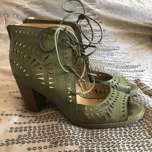 Olive heels